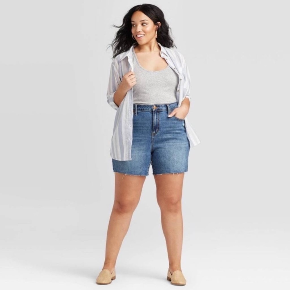 Universal Thread Vintage Stretch Boyfriend Shorts